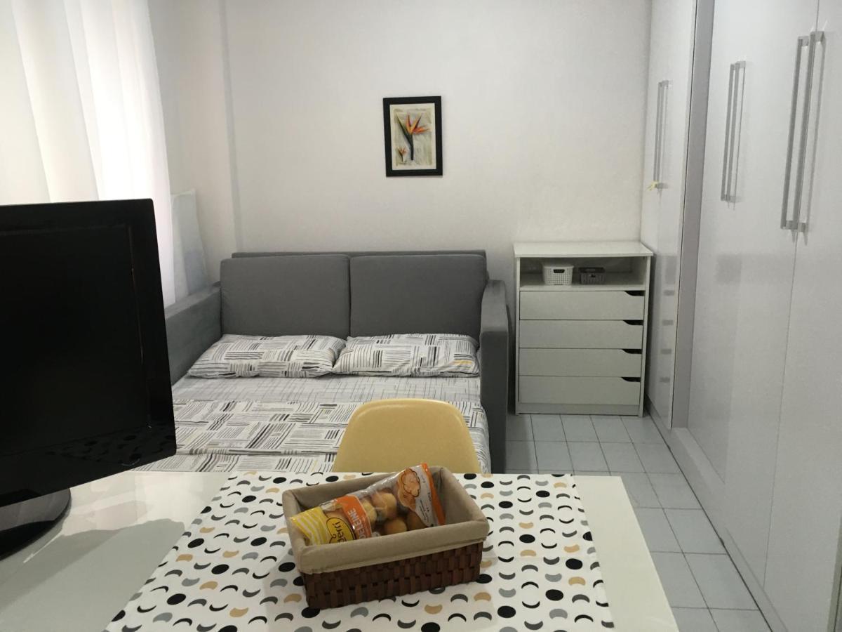 Kitnet Aconchegante Beira Mar. Apartment Santos  Exterior photo
